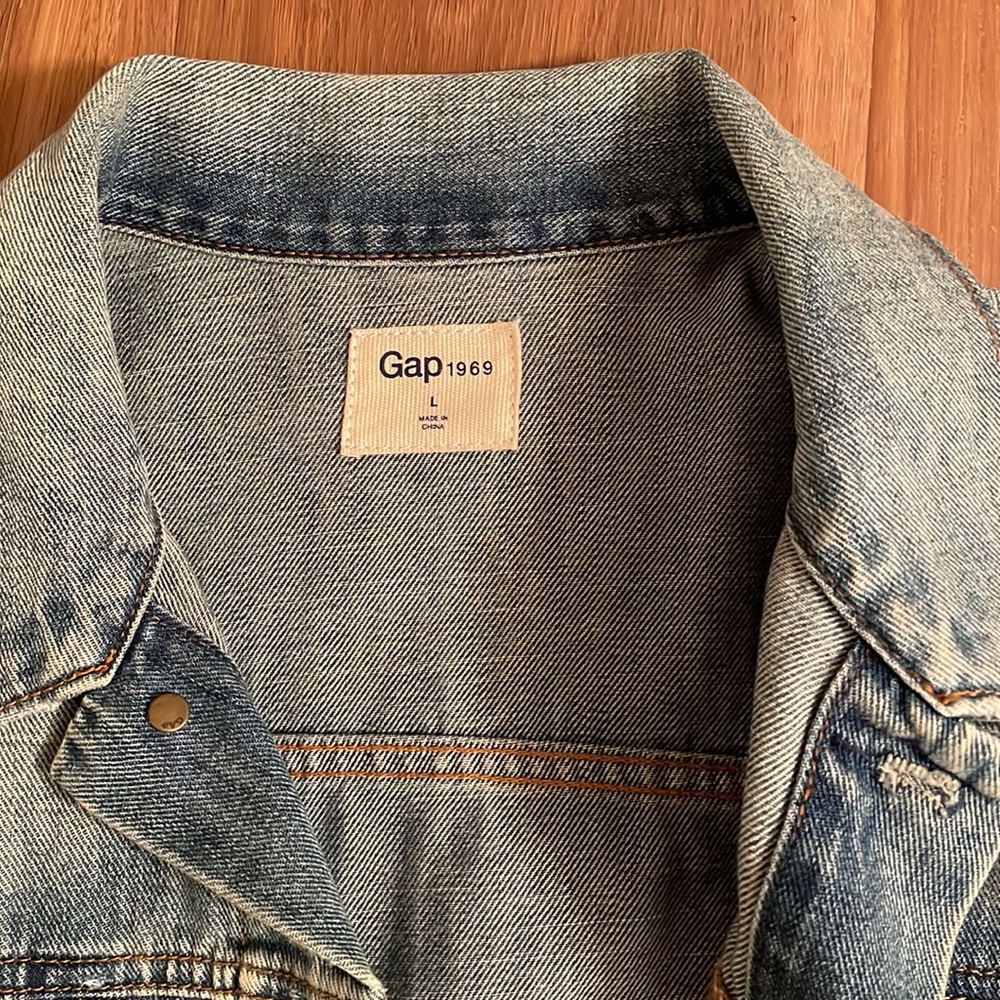 GAP Icon Denim Jacket - Picture 2 of 9